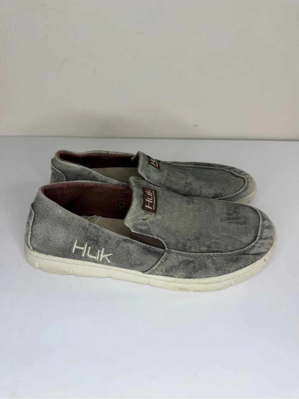 HUK Performance Brewster Slip-on Deck Shoes Fishing Grey Mens Size 44 US 10